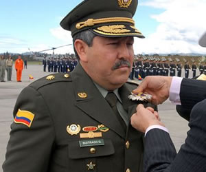 ... Policía Nacional confirmó que dio de baja al general Flavio Buitrago Delgadillo por sus presuntos nexos con el narcotraficante Marco Antonio Gil Garzón, ... - general-flavio-buitrago
